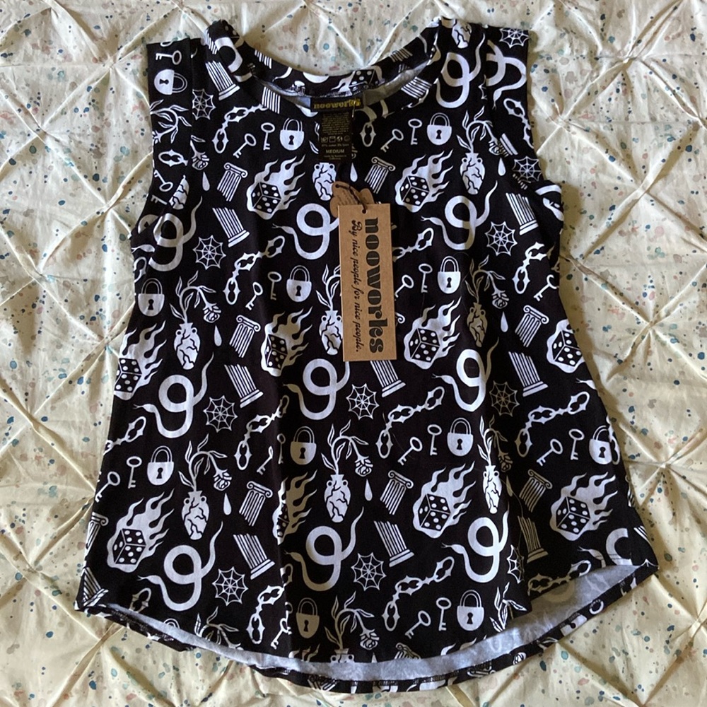 NWT Nooworks Muscle Tee Size M